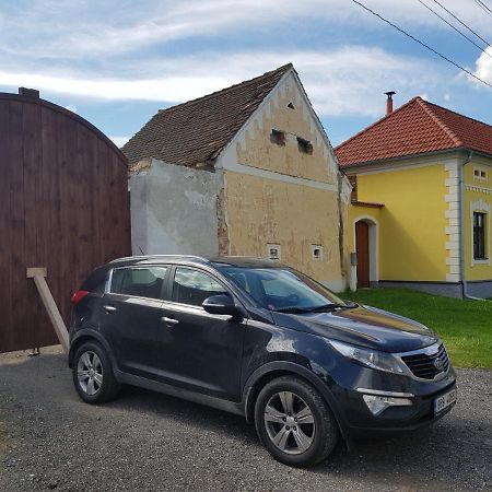 Ubytovani Agnes Jaronice Kültér fotó