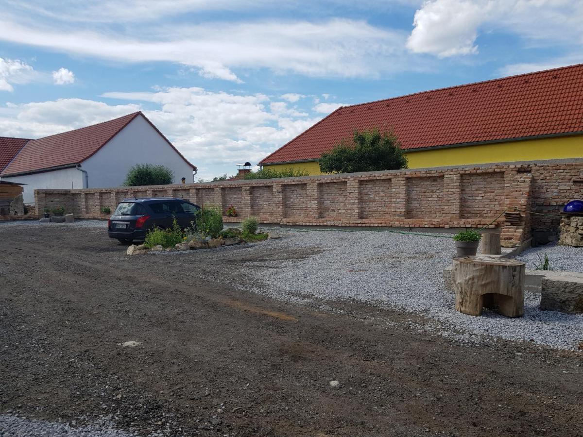 Ubytovani Agnes Jaronice Kültér fotó